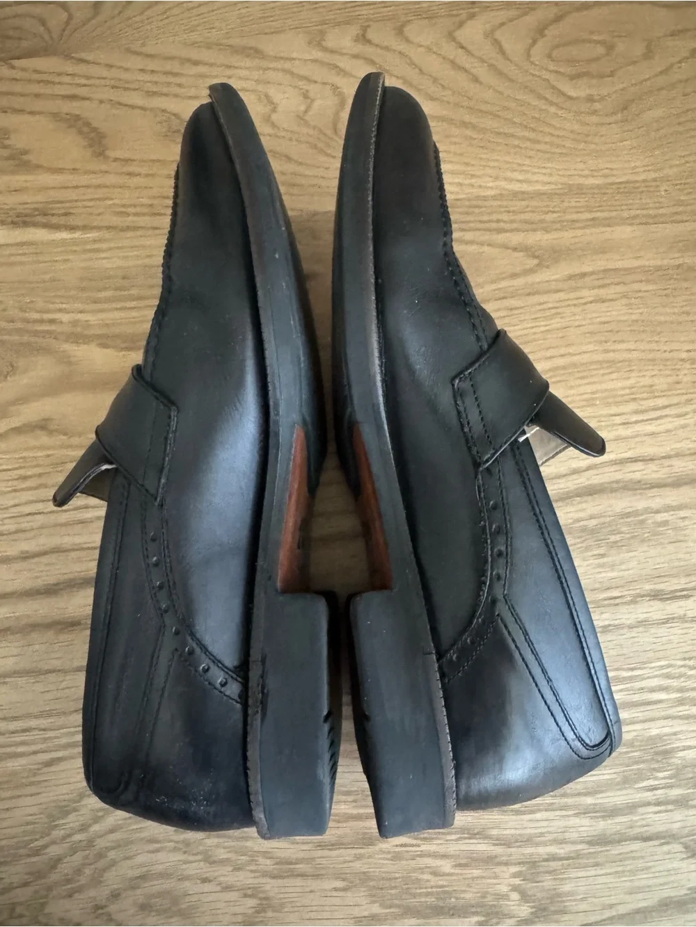 Johnston & Murphy Men's Black Loafers 9